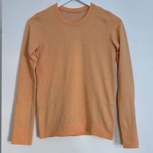 Lululemon long sleeve top, light, quick dry